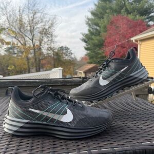 Nike Lunar Roam Premium 'Black Grey Aurora Green'